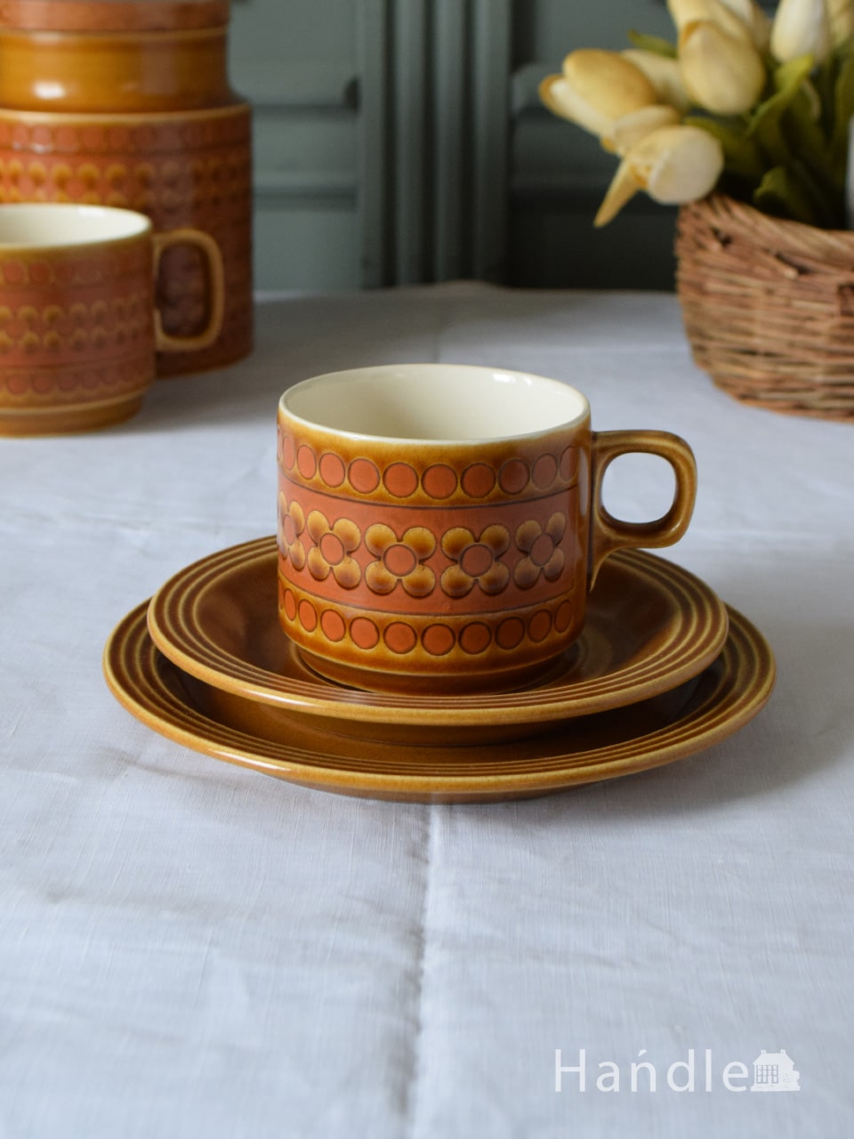 イギリスのビンテージ食器、ホーンジー社のサフランシリーズカップ