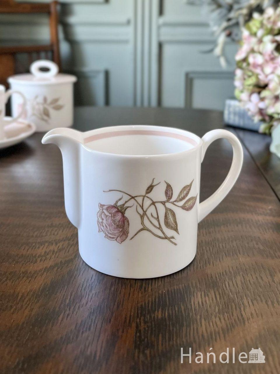 英国のアンティーク雑貨、シルバープレートの優雅なミルクポット