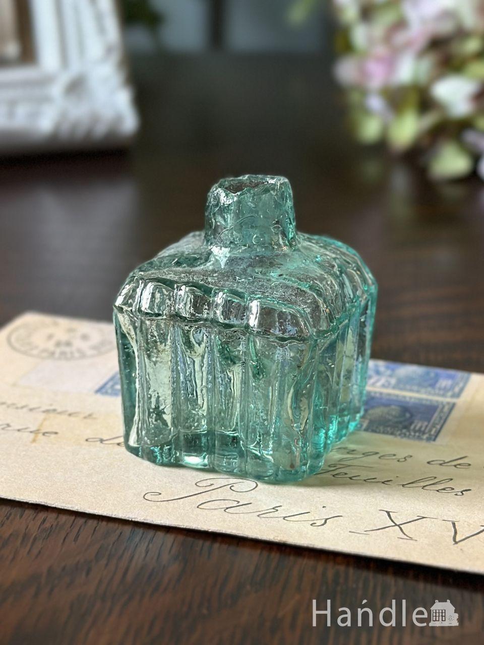 英国アンティークの可愛いボトル、BOVRILのガラスビン（4oz）(d-2057-z