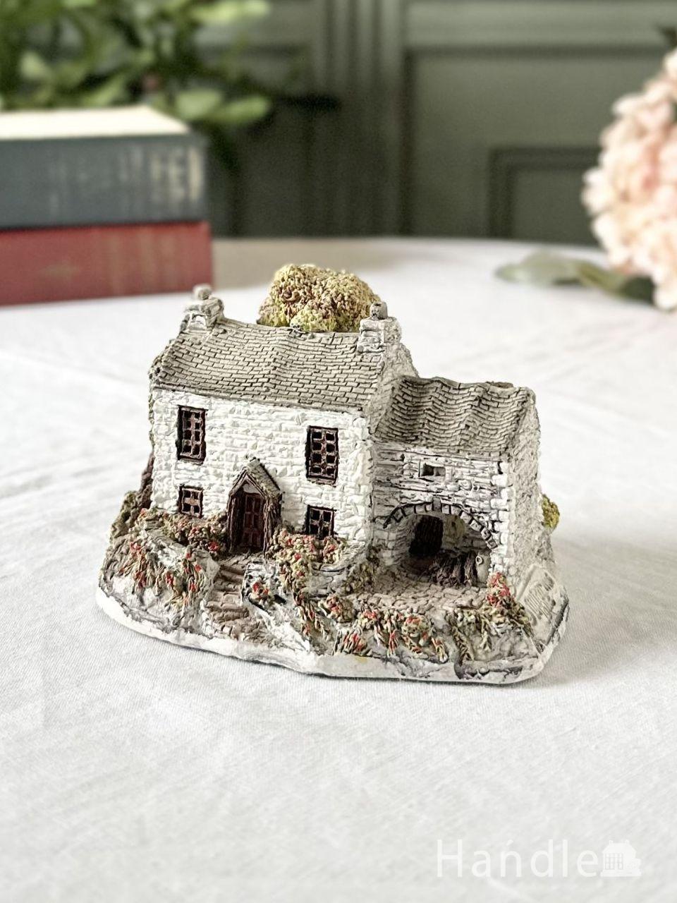 英国アンティークの陶磁器の猫、ロイヤルドルトンのシャムネコの置物(m