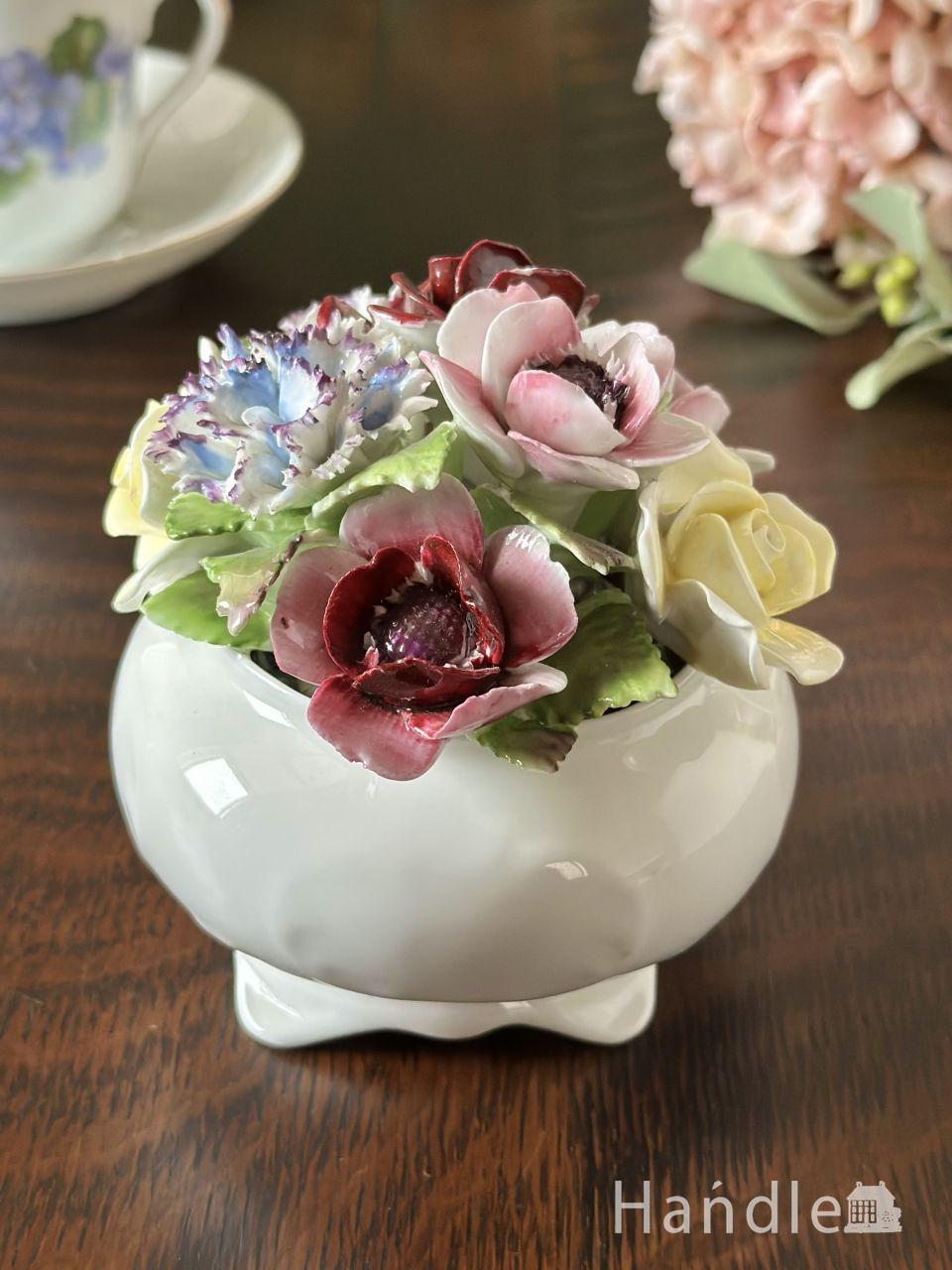 英国ビクトリアンを代表するアンティークの置物、スタッフォードシャー