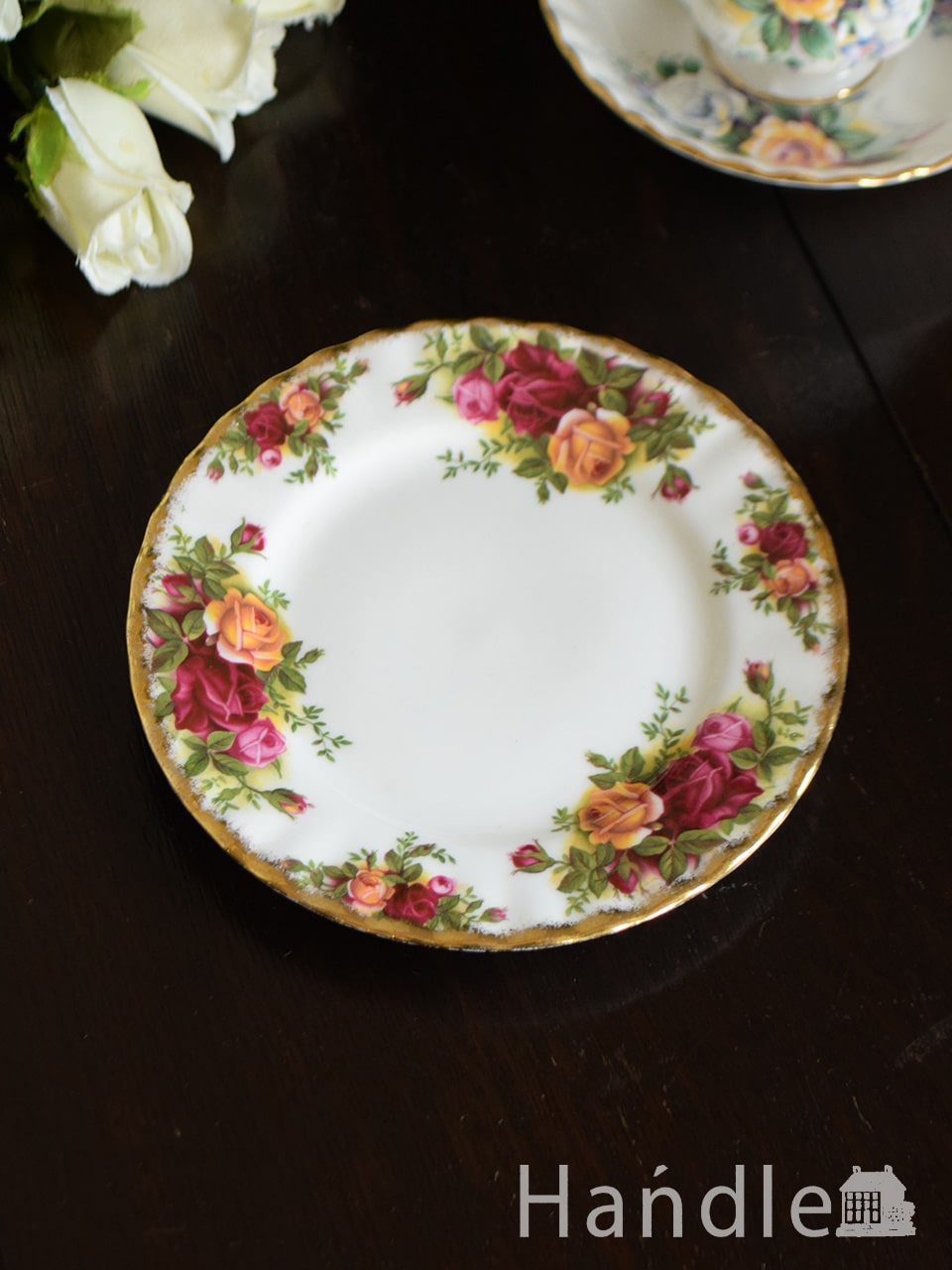 英国アンティークのプレート、ロイヤルアルバート社のオールド
