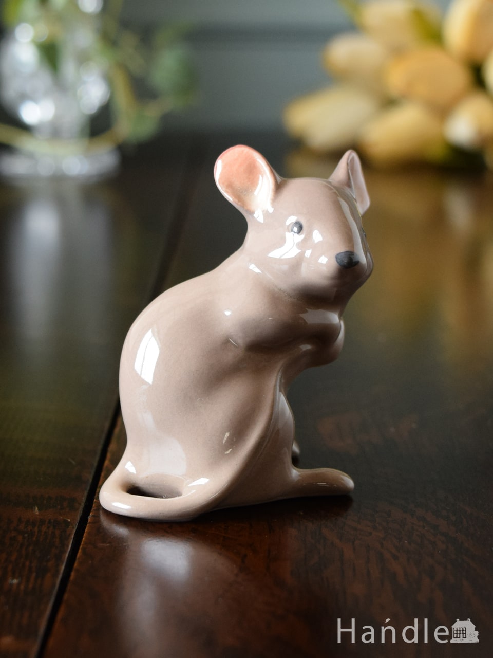 イギリスで見つけたアンティークのオブジェ、可愛いネズミのフィギュ