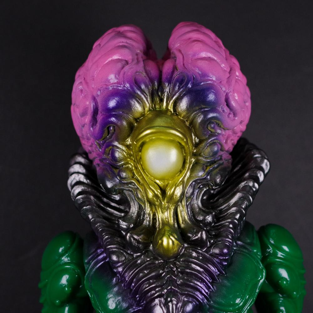 7月3日(水)18時より抽選開始】【MAXTOY】ザム星人(グリーン)が登場