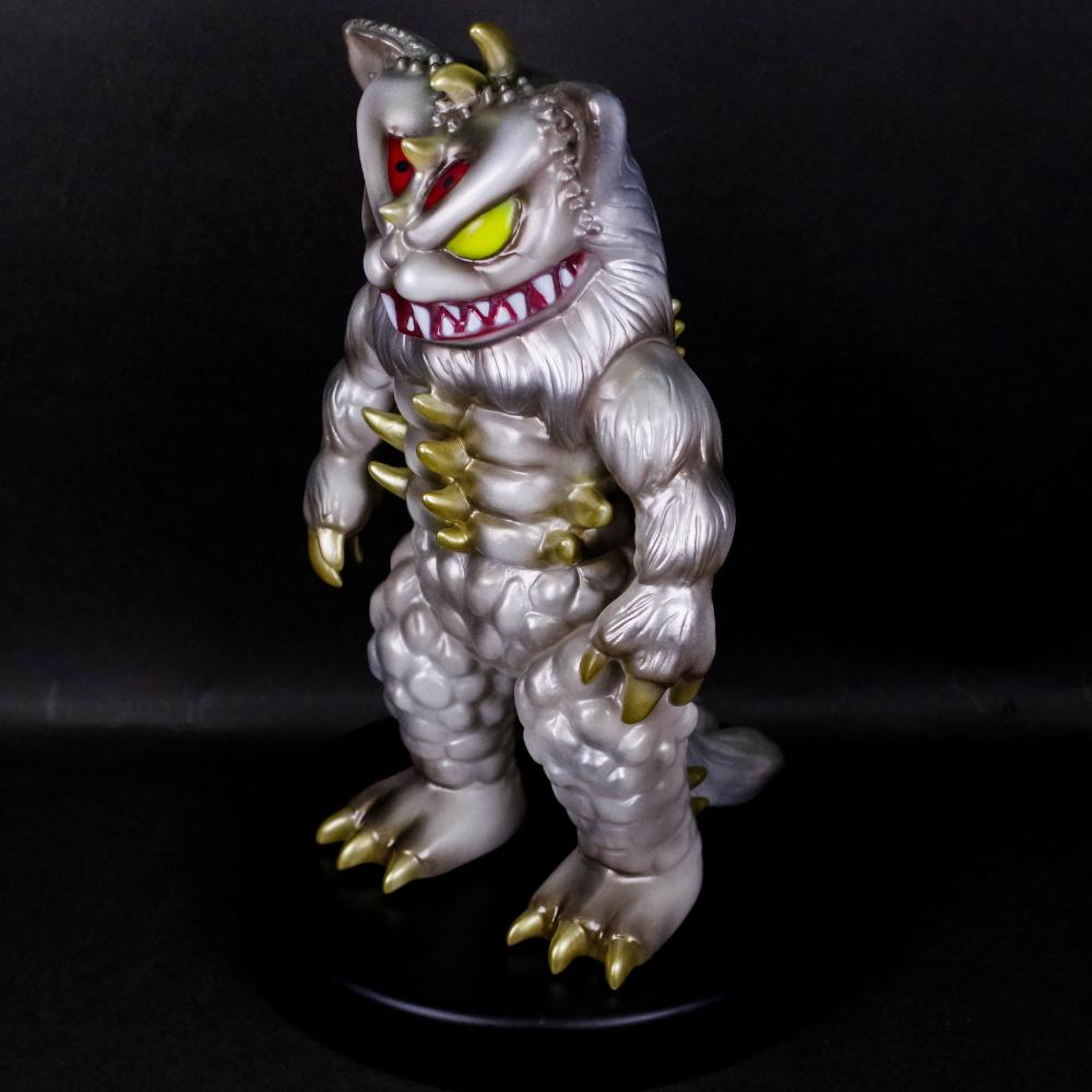 2月16日(金)12時より受注受付開始】【ドリームロケット】山猫怪獣