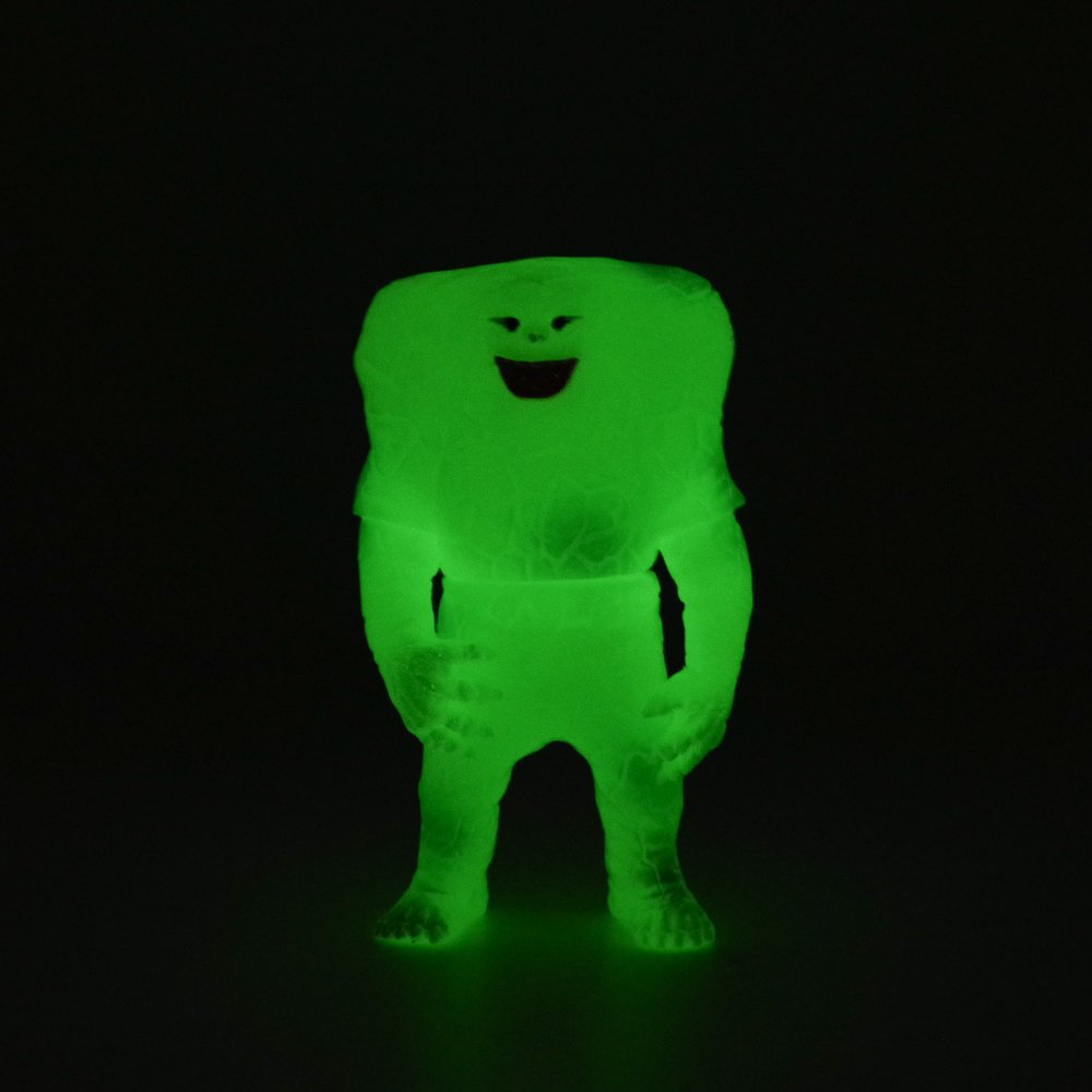 12月8日(日)より販売開始】【MAXTOY】ジャミラ(蓄光)が登場