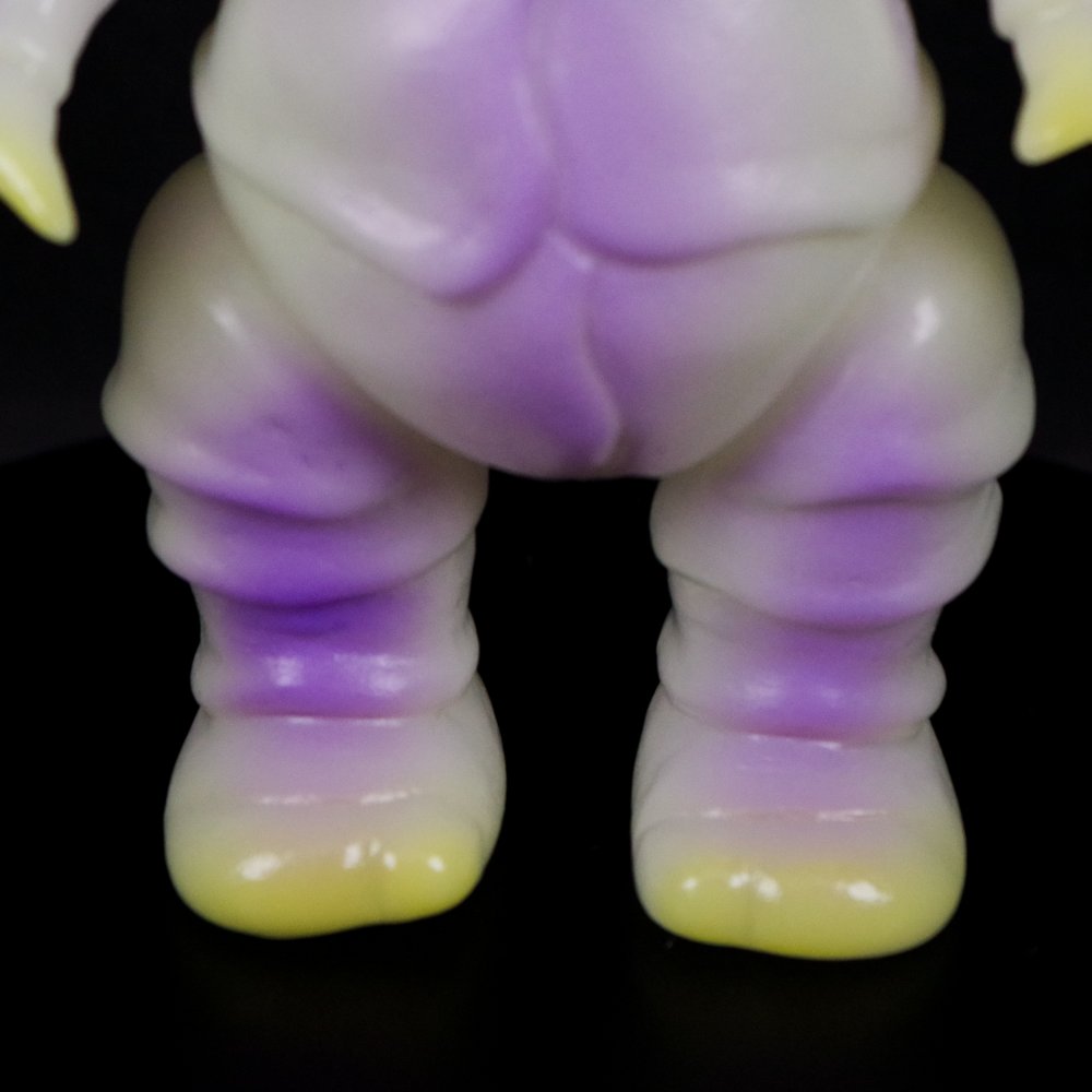 2月8日(土)より販売開始】【ブルマァク】リトルカネゴン(蓄光パープル