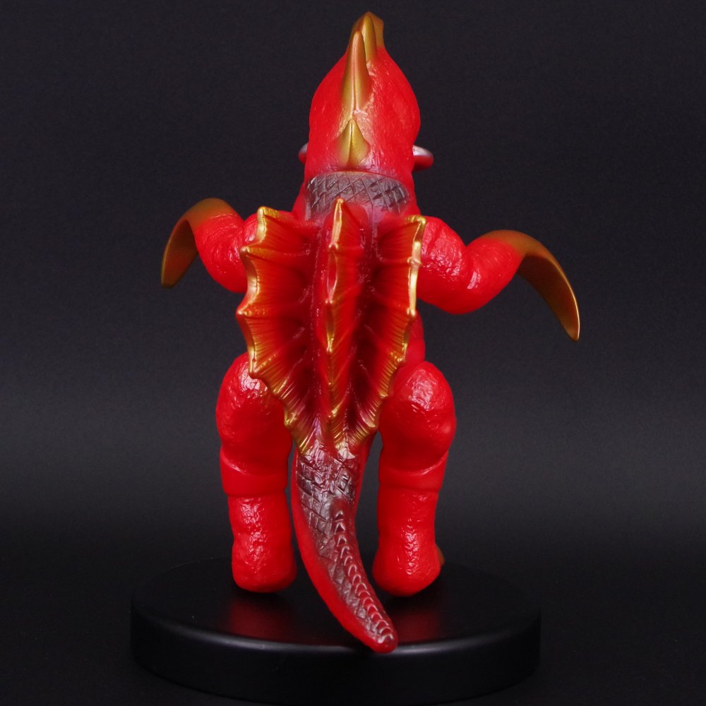 1月24日(金)より受注受付開始】【ブルマァク】ガイガン(レッド)が登場