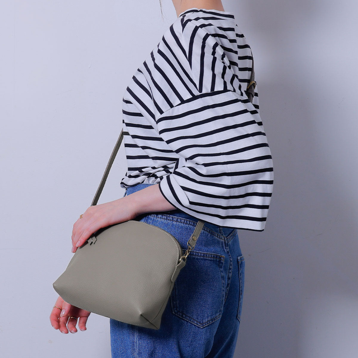 本革 丸型 2Wayショルダーバッグ｜Hallelujah