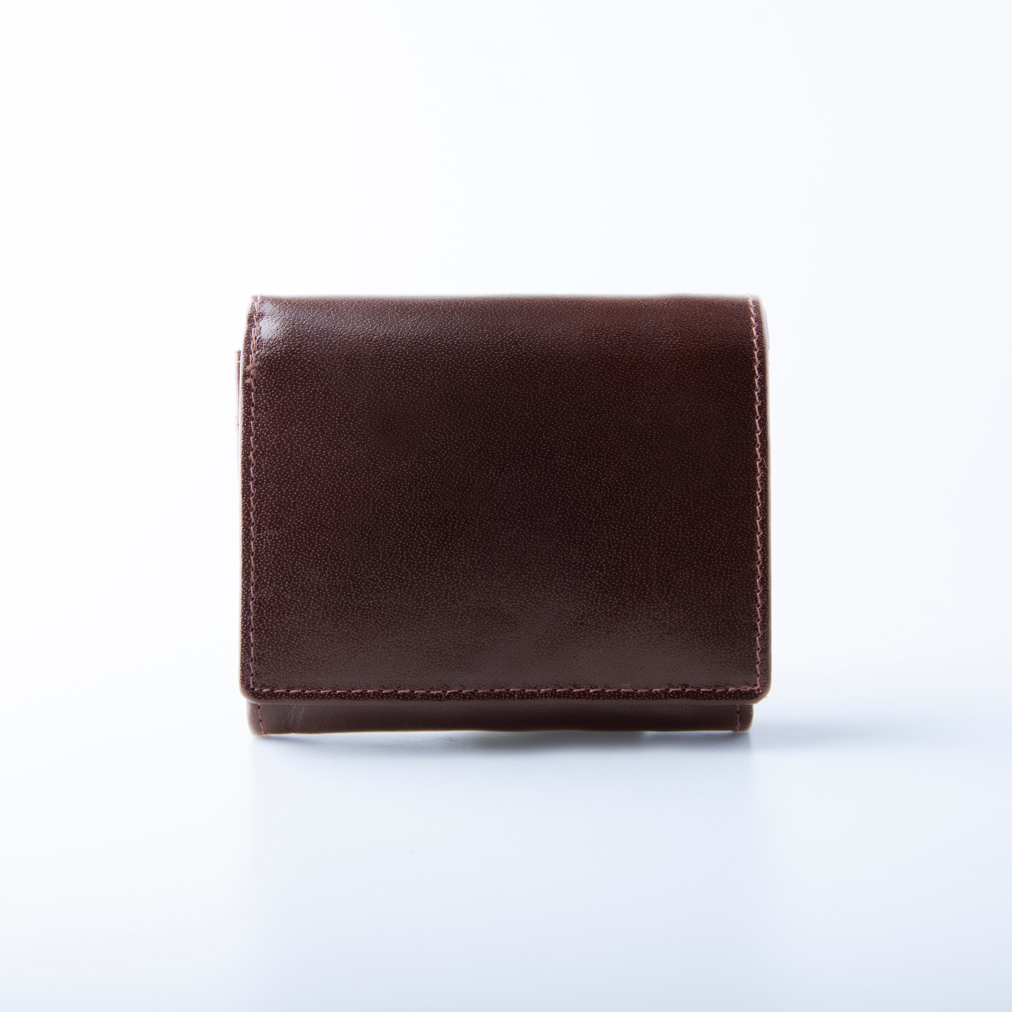 メンズにおすすめ！防水機能を搭載した、高級感溢れるビジネス二つ折り