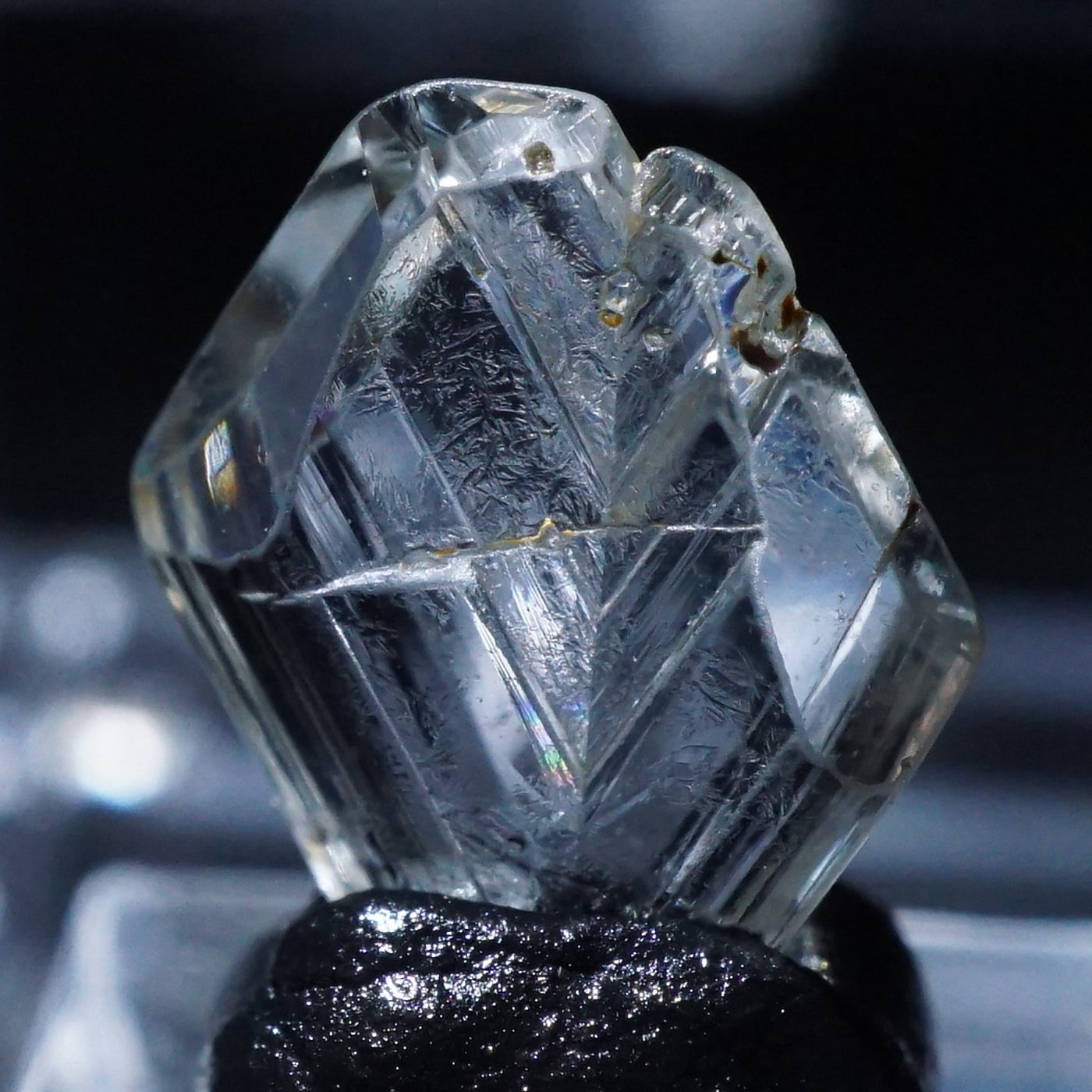 蛍光》スリランカ産 クリソベリル(カラーレス) – 天然石ハッピーギフト