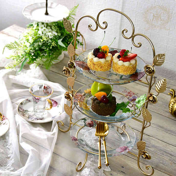 ピオニーガラスプレート20cm｜輸入食器・雑貨の通販 | 輸入雑貨の通販