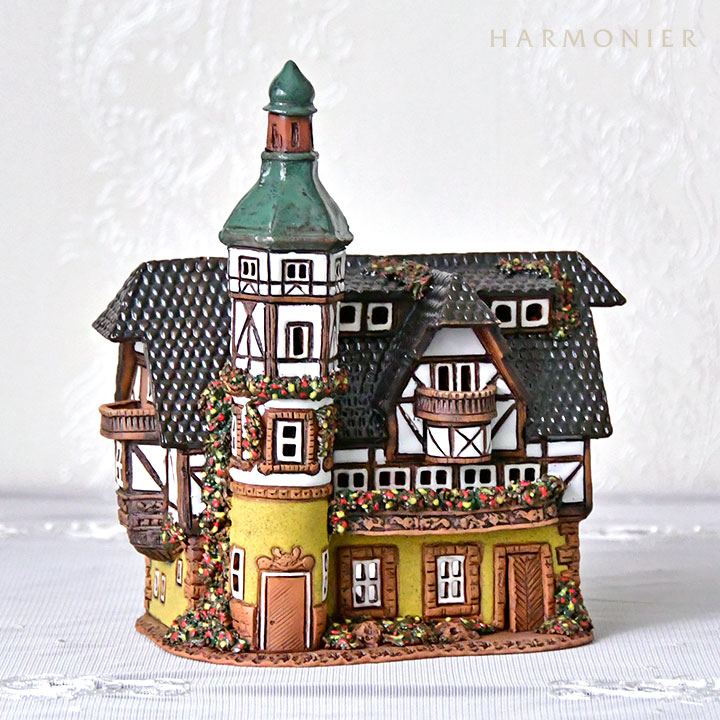 リトアニア製キャンドルハウス/木骨造りの家 イエロー Lサイズ