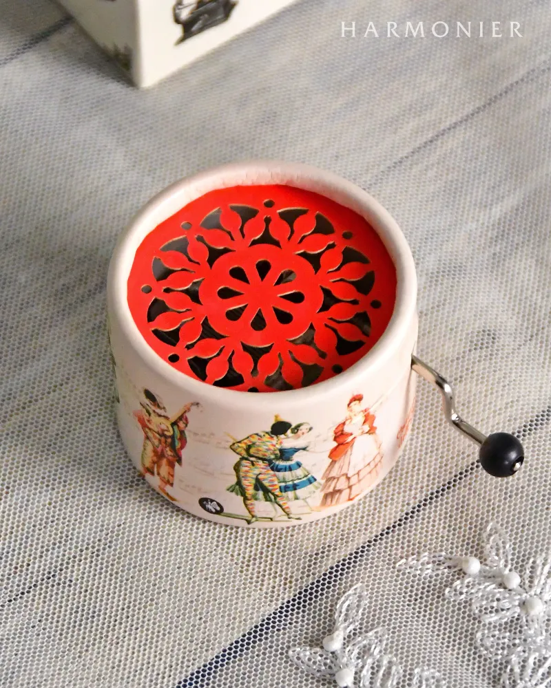 ドイツ製手巻きオルゴール/ロミオ＆ジュリエット｜クリスマス雑貨の