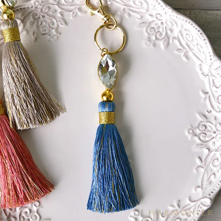 タッセルキーチャーム/ダイヤジュエル(ベージュ/ピンク/ブルー)｜輸入