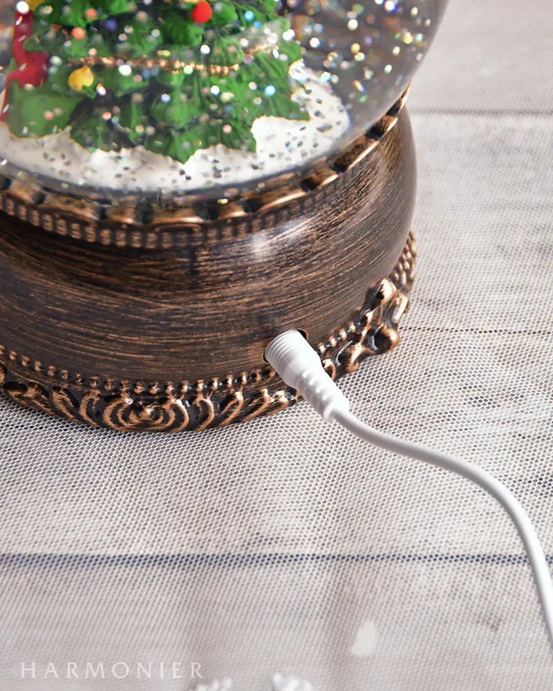 リキッドLEDスノードーム/クリスマスツリー※電池・USB仕様｜クリスマス