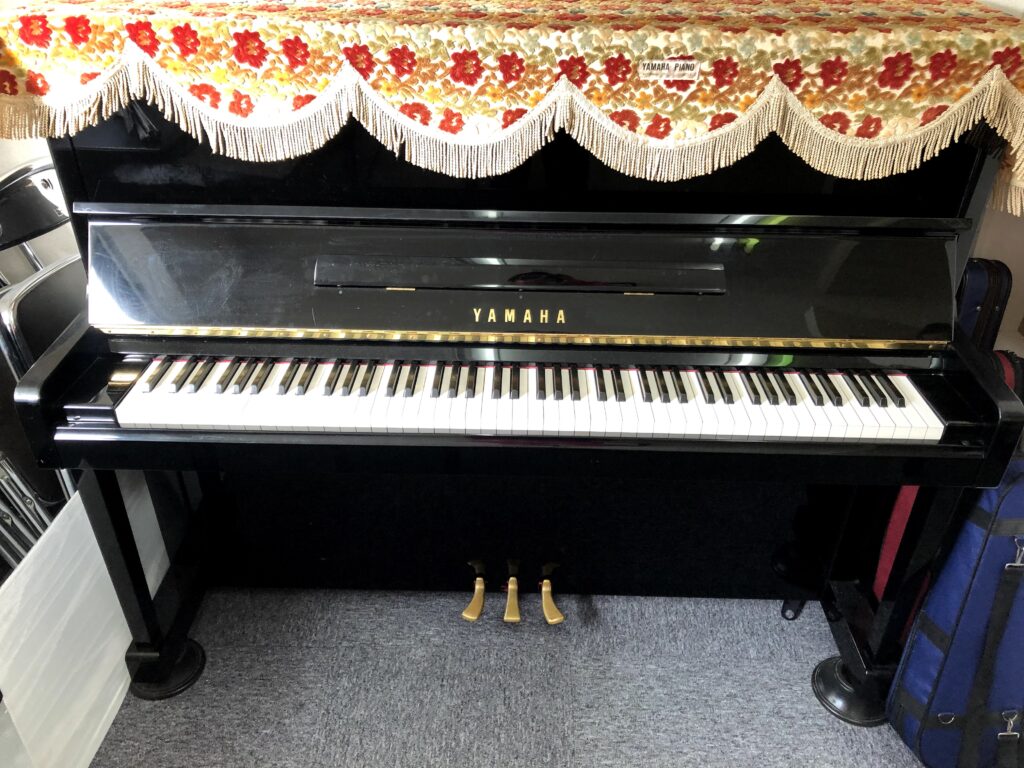 楽器情報】ヤマハ リニューアル アップライトピアノ U10Bl – ハタ楽器