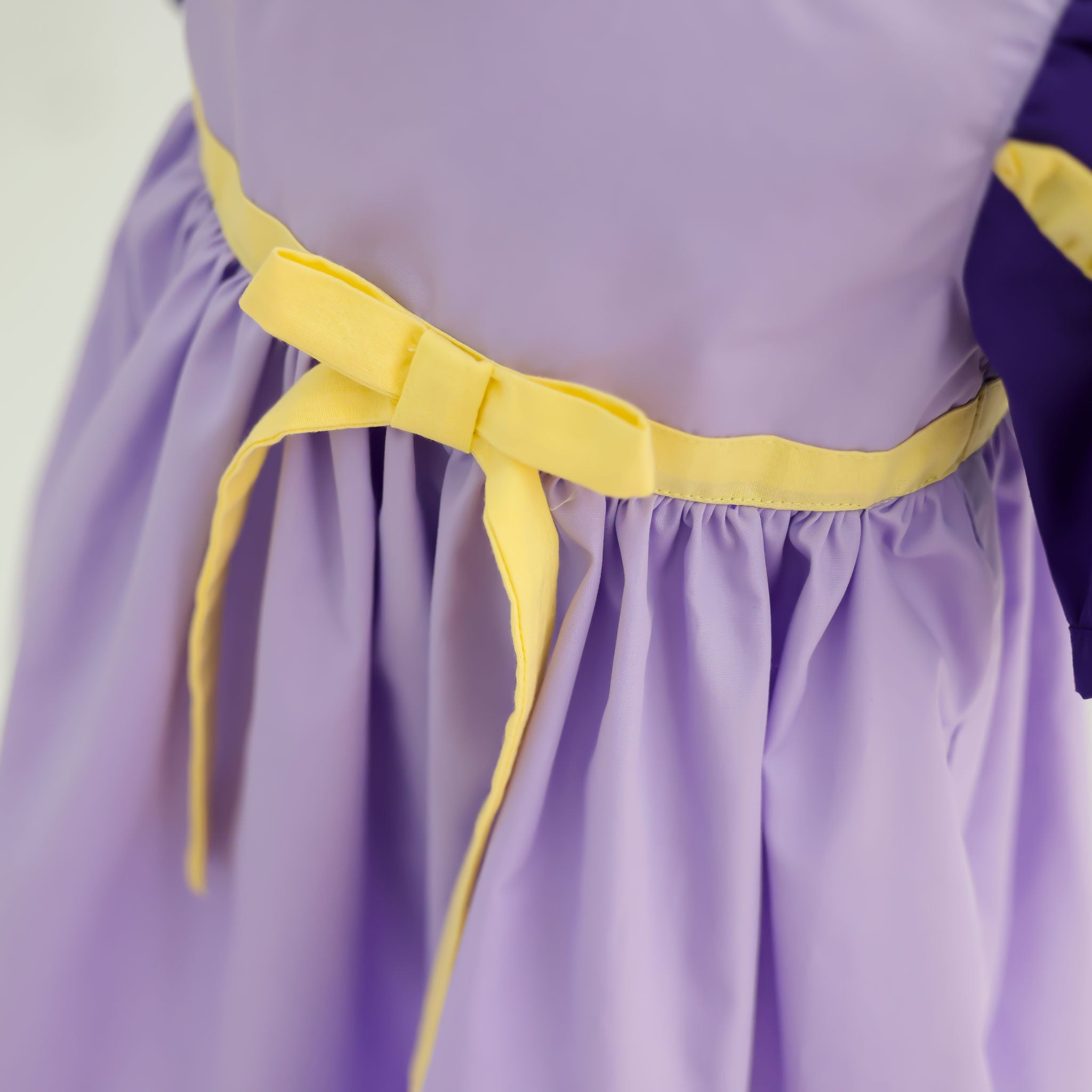 1歳誕生日におすすめ・パープル×イエローフリルのワンピース｜キッズ