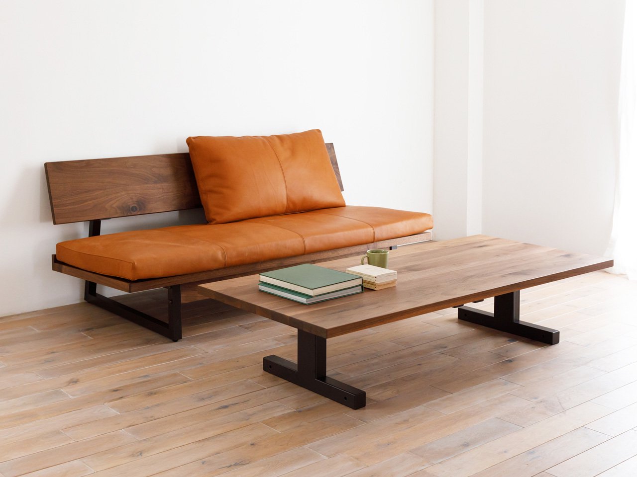 ダイニングテーブル