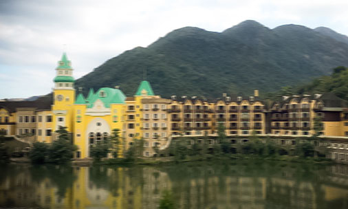 WINGSLAND S6 [ウィングスランド・エス6] ｜ 4KカメラとトリプルCPU