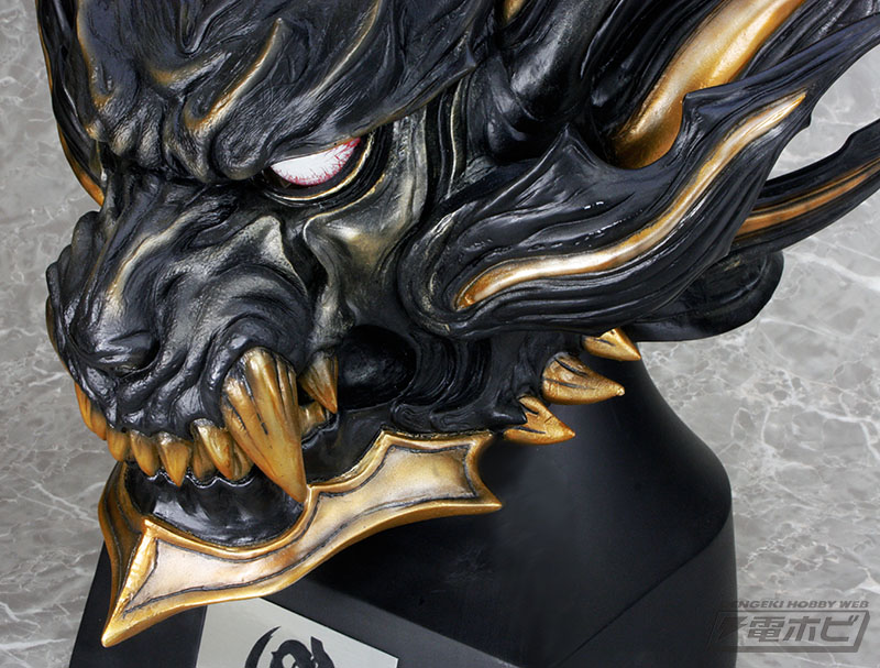 牙狼＜GARO＞』の実寸大ヘッドモデルに暗黒騎士キバと黄金騎士3種が