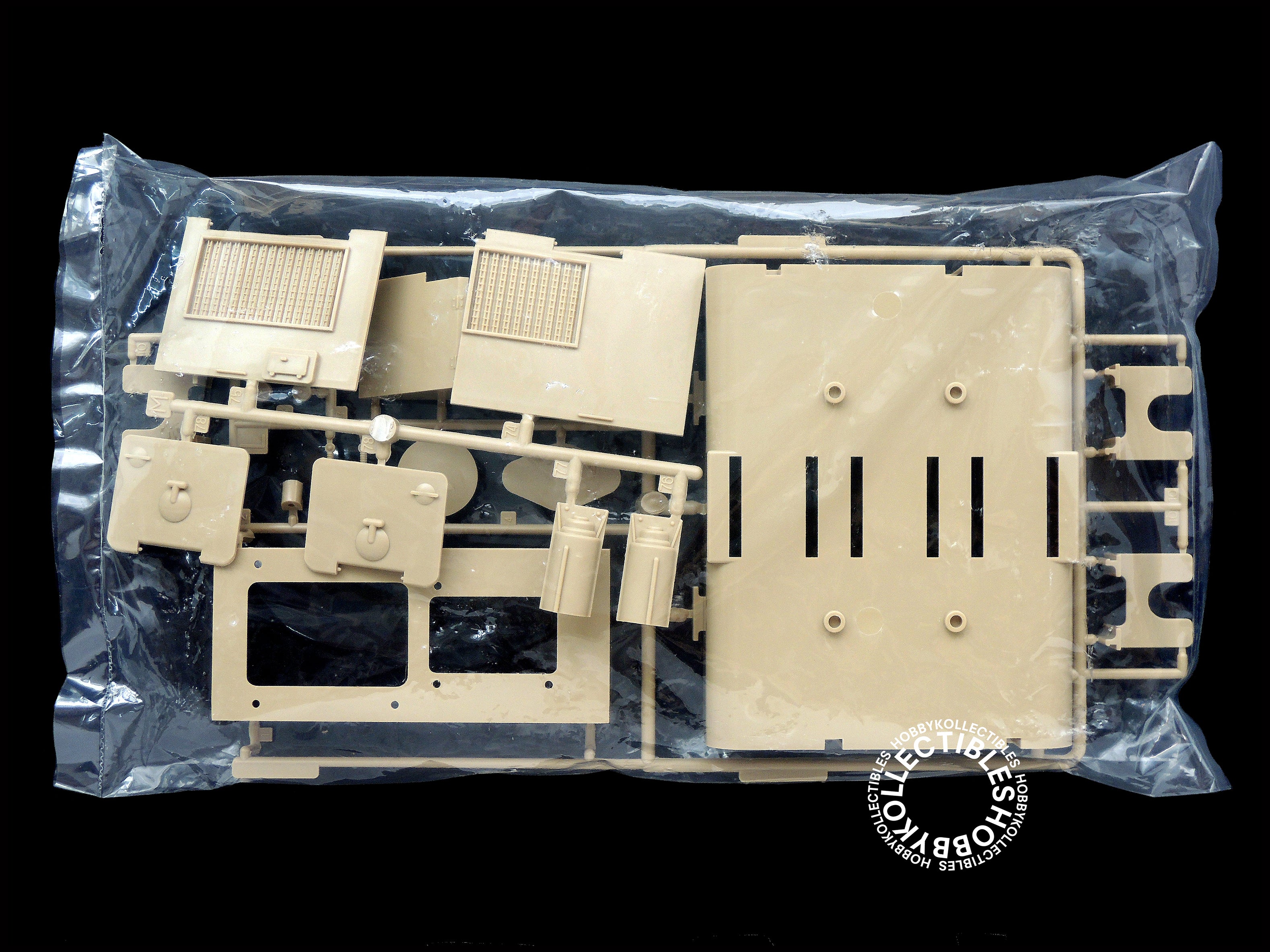 Bandai Vintage 1/15 German Tank 4 Type F2 Static/RC Tank Model Kit