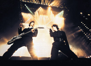 10万人が熱狂したBOOWY伝説の解散ライブ「LAST GIGS