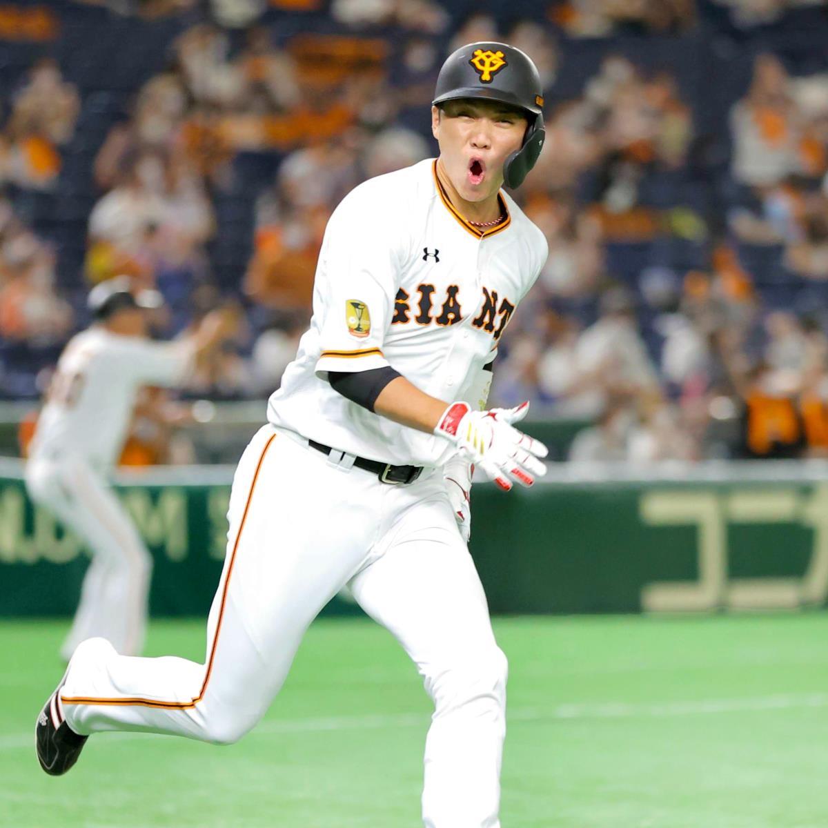 読売ジャイアンツ 坂本勇人選手【10シリ！】【チームカラー！】 読売