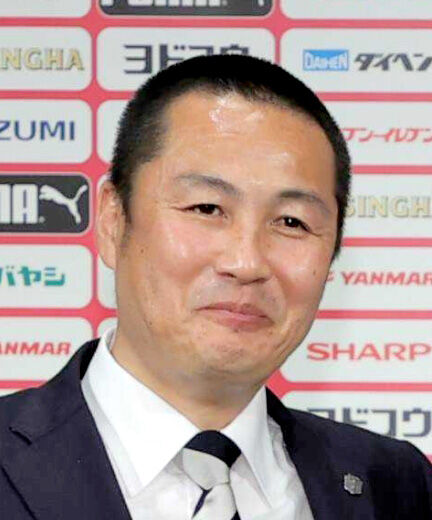 C大阪・森島寛晃社長、かつて背番号8託した香川真司のJ復帰報道に