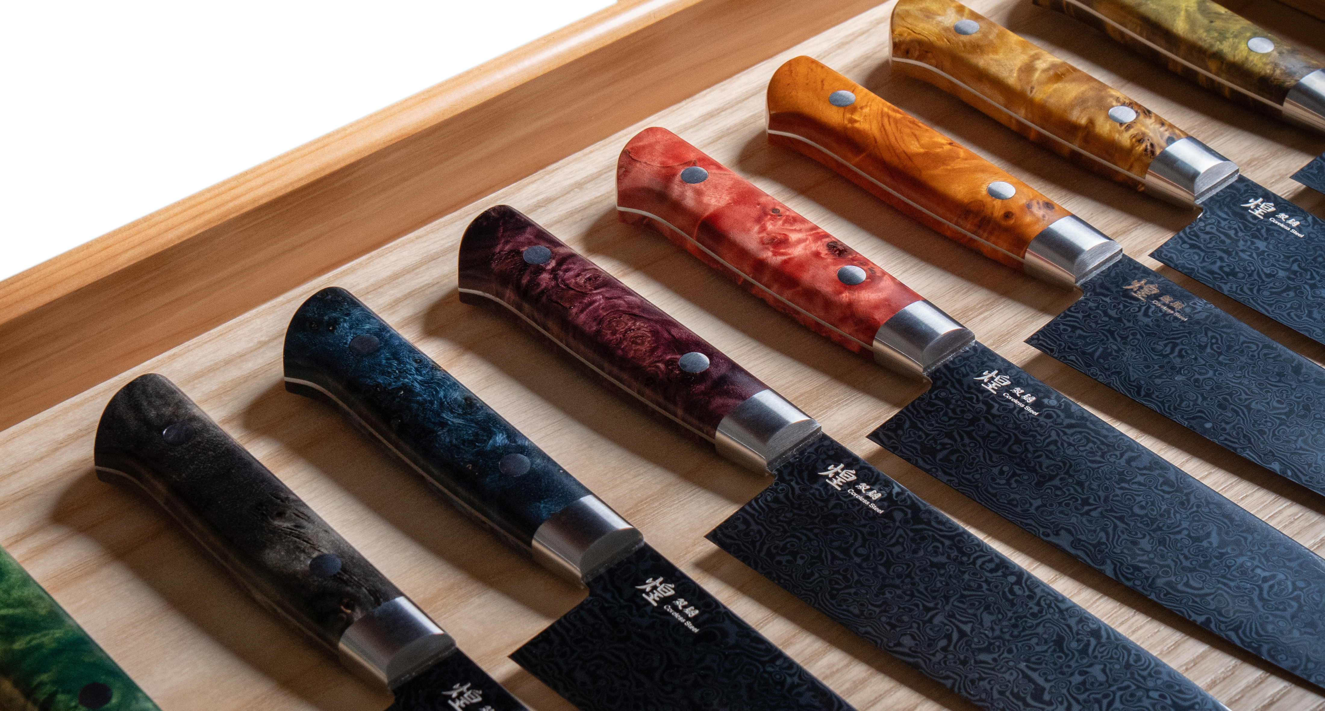 煌 -双鋼- コアレス 三徳包丁 紅蓮（ぐれん） – 堺一文字光秀