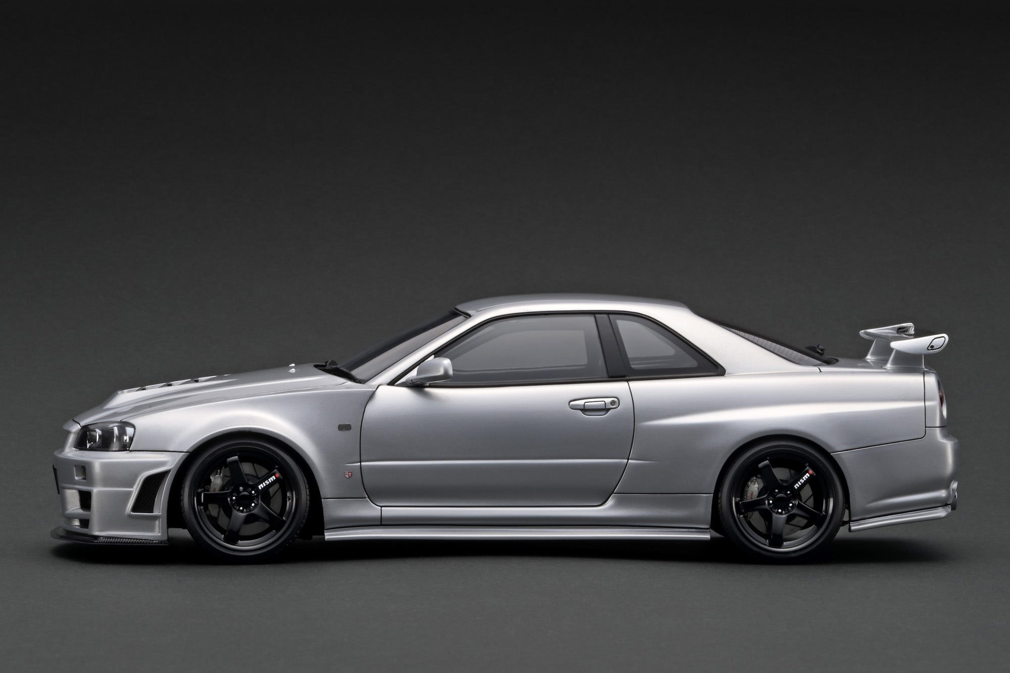 Ignition Model 1:18 Nismo R34 GT-R Z-tune Prototype IG3296