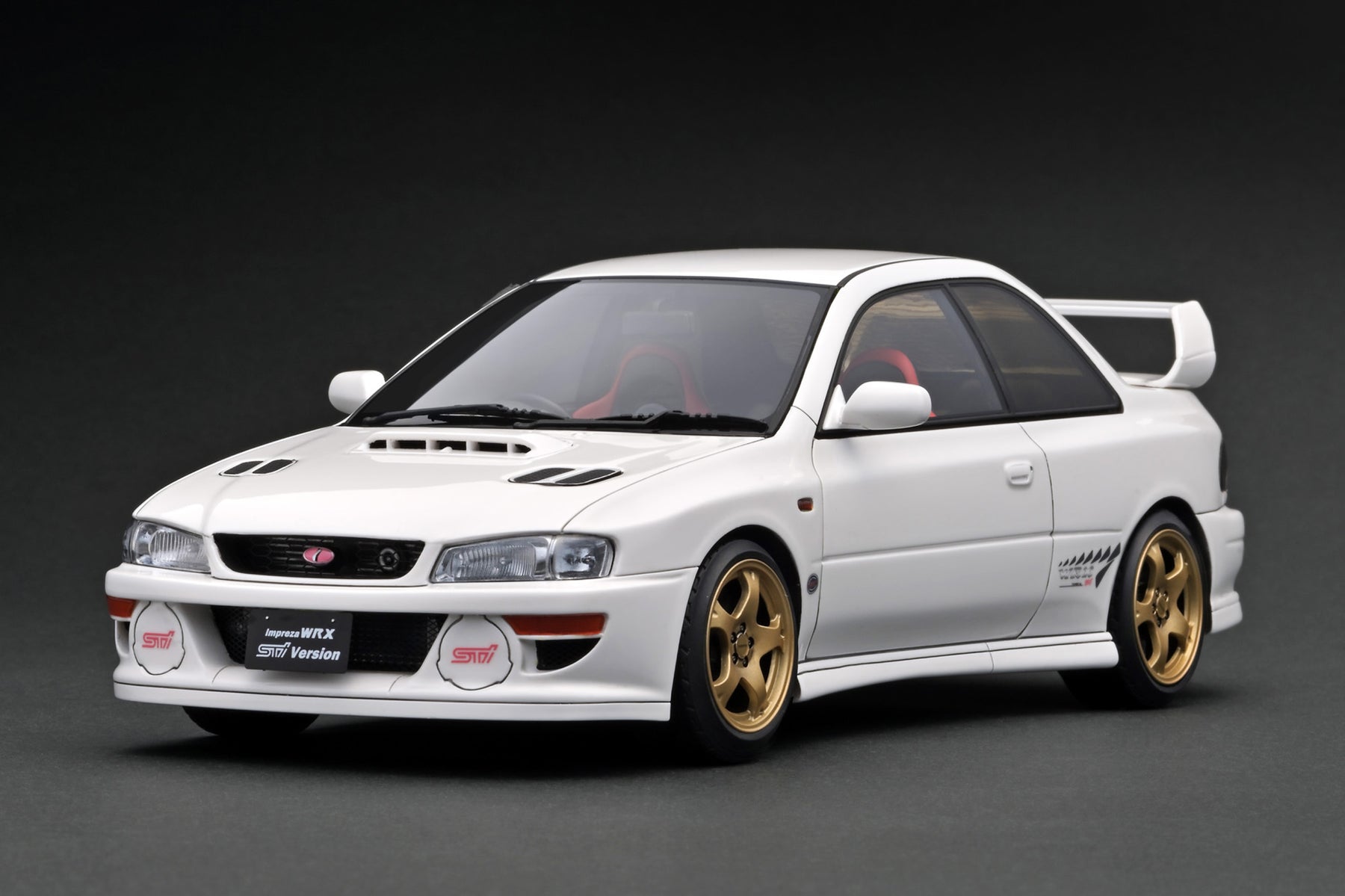 Ignition Model 1:18 SUBARU Impreza WRX Type R Sti Version V (GC8
