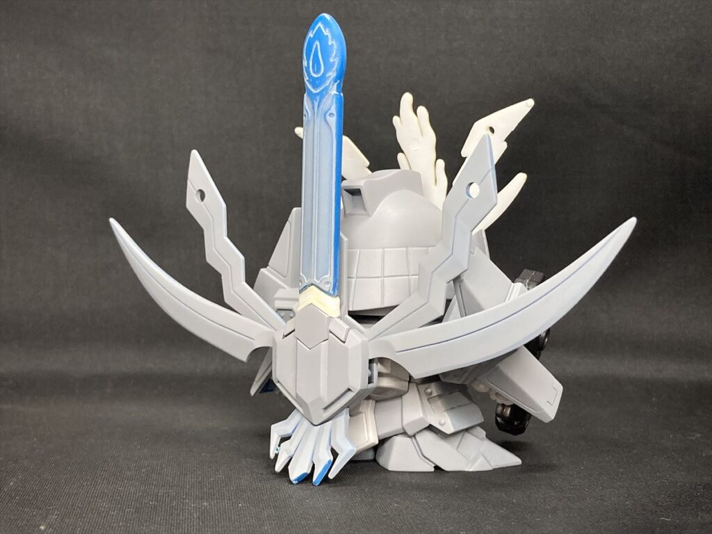 ほそプラネット | BB戦士 新荒烈駆主 雷頑駄無 初代頑駄無大将軍を作る