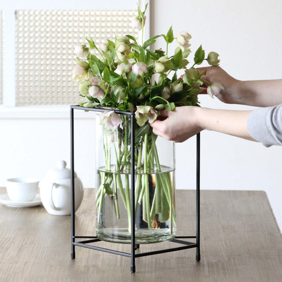 花瓶 アイアンベーススタンドフラワーベース Lサイズ – ハウジー