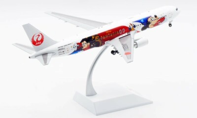 1:200 JC Wings Diecast Aircraft Model JAL Japan Airlines Boeing