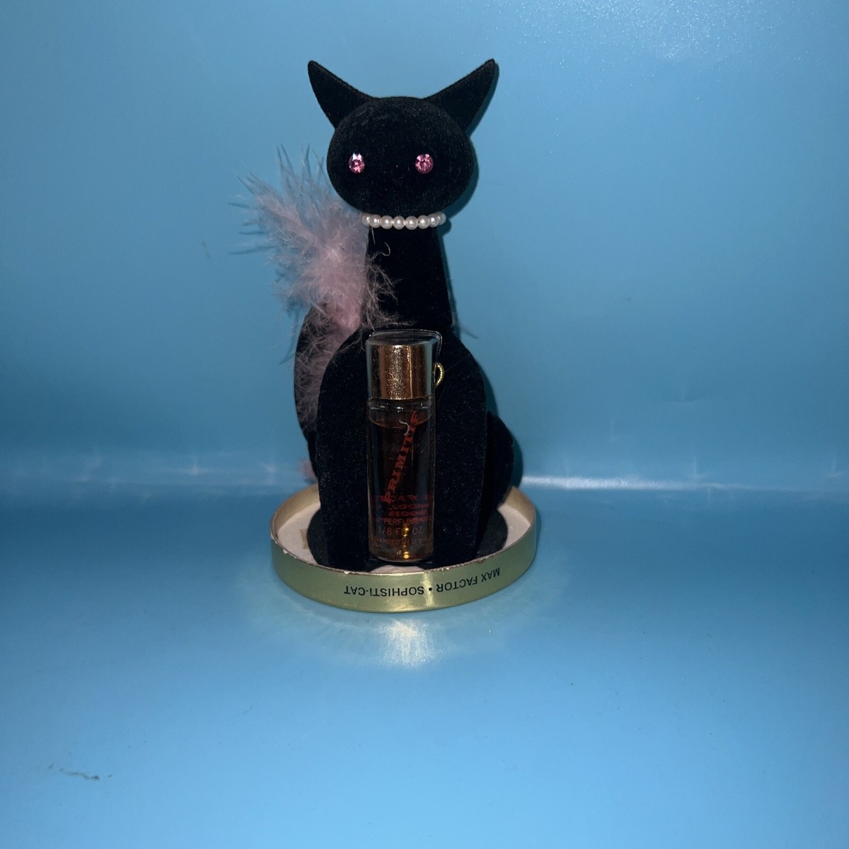 Max Factor Sophisti-Cat with Primitif Perfume 1960's | eBay