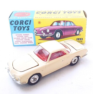 Corgi Toys 1:43 VOLKSWAGEN 1500 KARMANN GHIA 2-Door Sedan + Box