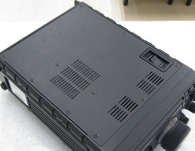 YAESU FT-897 All-Mode Transceiver HF/VHF/UHF Radio Used w/ Box