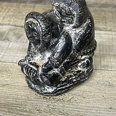 Eskimo Sculpture Figurine A Wolf Original Handmade Canada Figure