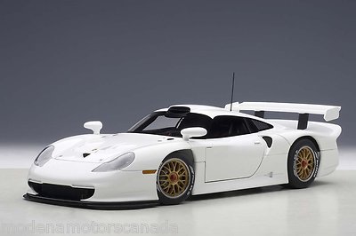 1997 PORSCHE 911 CARRERA GT1 WHITE PLAIN BODY 1:18 by AUTOart