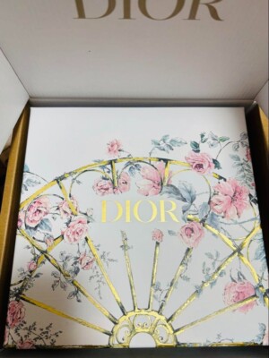 2025 Christian Dior JAPAN Novelty Artificial Flower box holiday