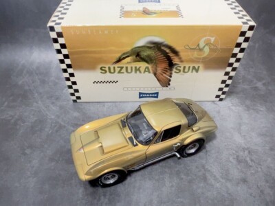 1/1 8Exoto Corvette Grand Sport Coupe Standox Suzuka Sun 1963 Gold