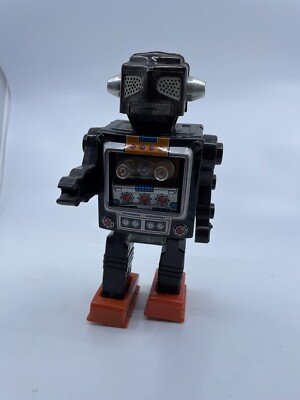 Vintage SH Tin Toy Robot “Mr. Zerox” Attacking Martian – Made in