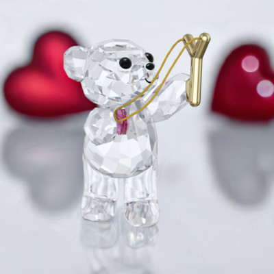Swarovski Crystal Kris Bear Sending You Love Figurine 5691182 New