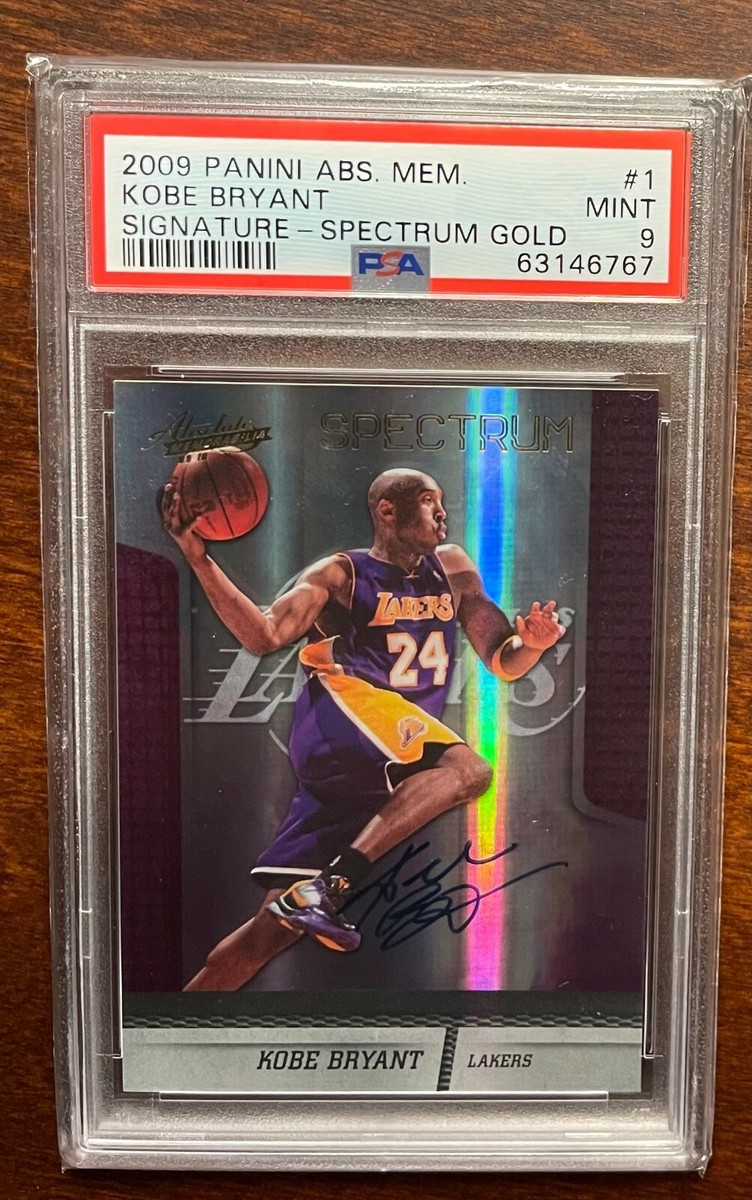 Kobe Bryant 2009-10 Absolute Memorabilia Spectrum Gold On Card