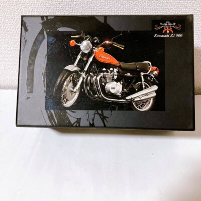 MINICHAMPS 1/12 KAWASAKI Z1 900 Candy Brown 1972 Classic Bike