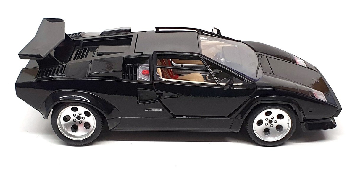 Burago 1/18 Scale Diecast 3037 - 1988 Lamborghini Countach - Black