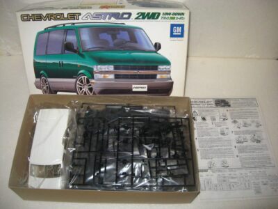 Rare model kit Fujimi 1/24 Chevrolet Astro 2WD Lowdown from Japan