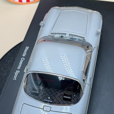 AUTOart 1/18 Mazda Eunos Cosmo Sport Silver Millennium 75933