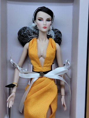 2014 Integrity Toys FR On The Rise Elise Elyse Jolie Dressed Doll
